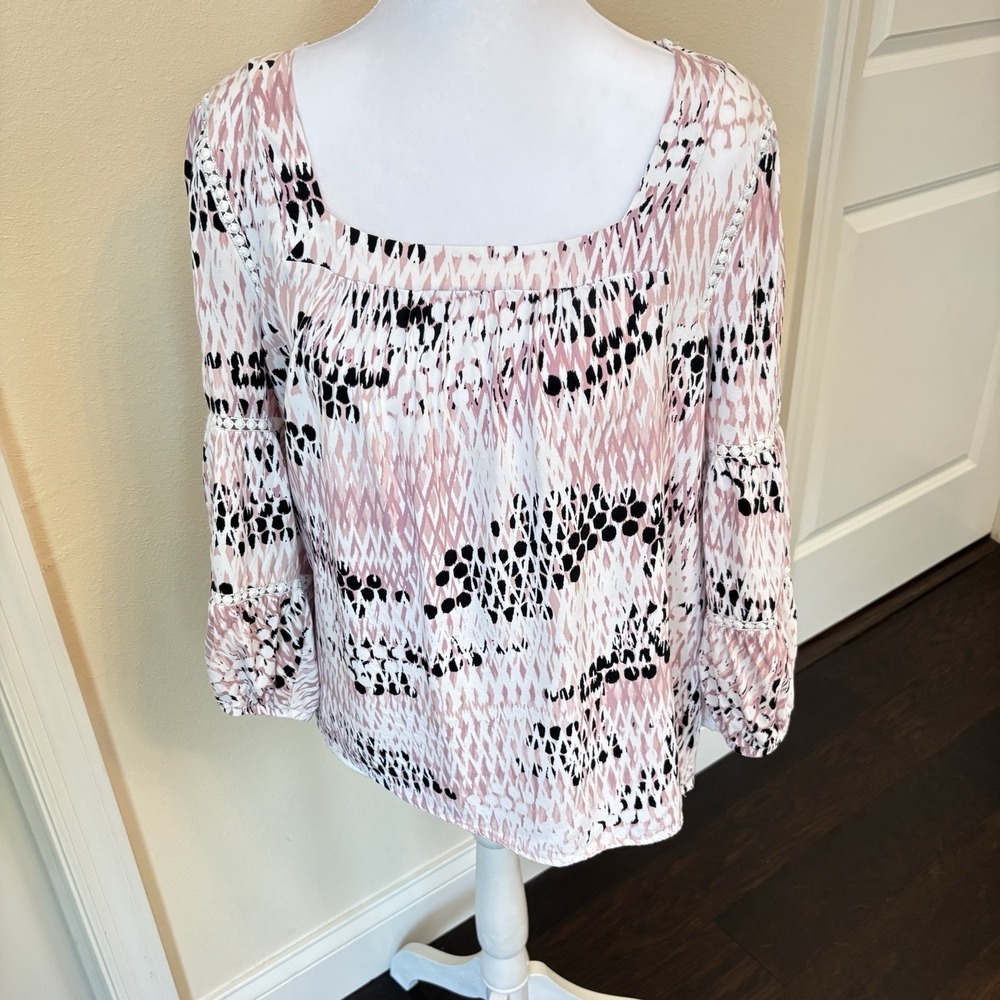 Adrienne Vittadini Women's Top Pink/Black W/ Lavender Trim Accents Square Neck